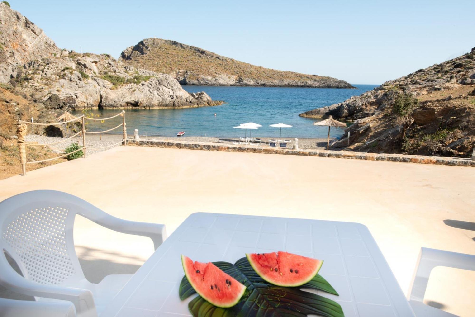 Beachfront Studio Kyma West ~ Crete'S Hidden Gem Kali Limenes Zewnętrze zdjęcie